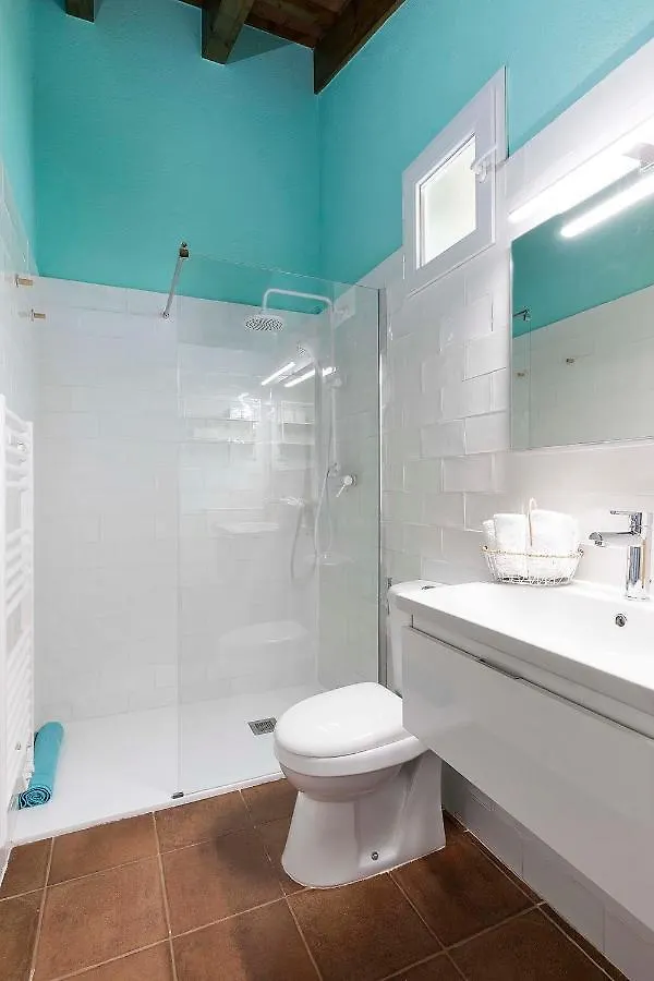 Rustic & Chic B&B Granollers Guest house